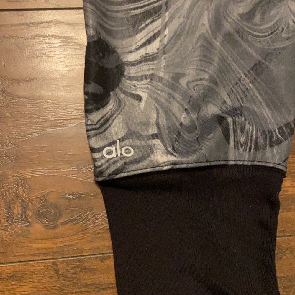 Alo Yoga High Waisted Goddess Legging XS - Picture 6 of 9